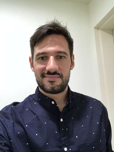 Straight French man in New York - Alternate Photo