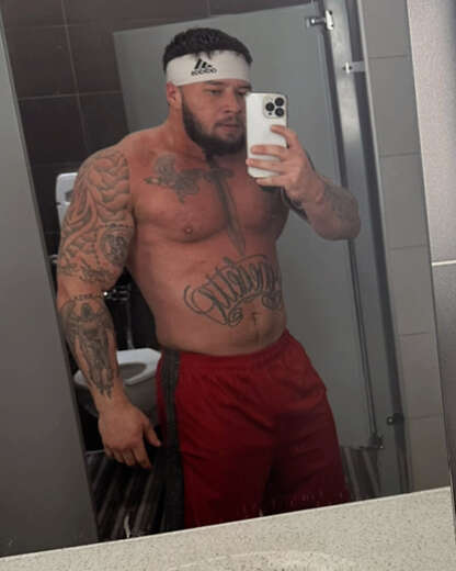 HOT MALE * Strong Athlete - Alternate Photo
