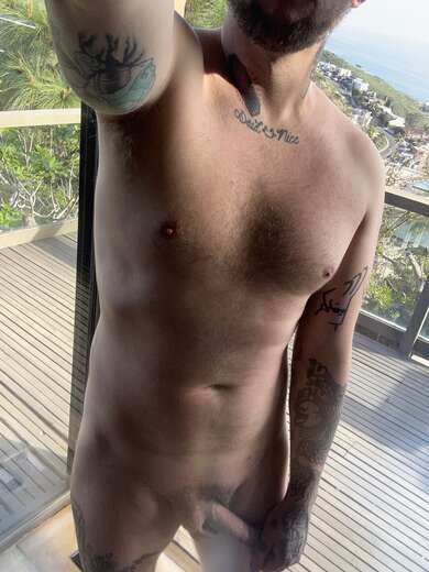 Straight, tattoos, masc, houseboy - Alternate Photo