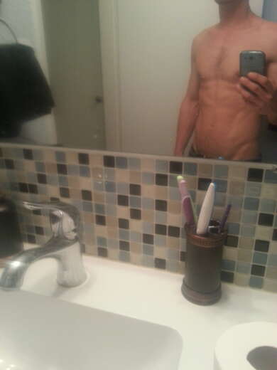Young and strong - Straight Male Escort in Regina - Main Photo