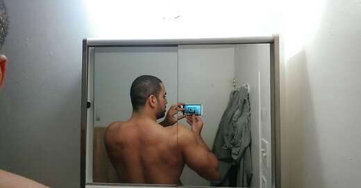 A straight guy here. - Alternate Photo
