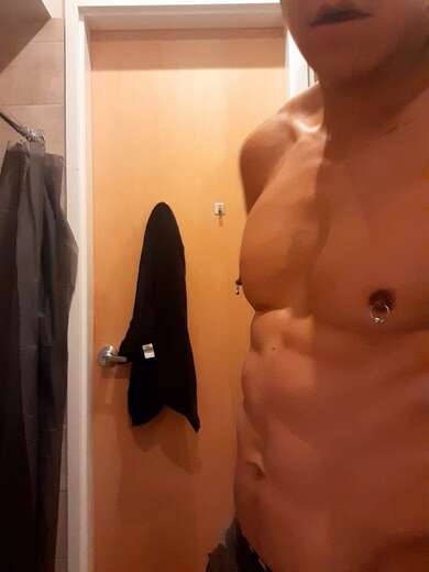 Young Brown Musclee Listener - Straight Male Escort in Vancouver - Main Photo
