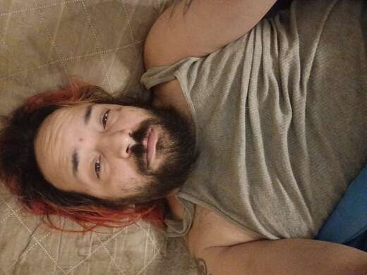 Looking for any lonely women - Alternate Photo