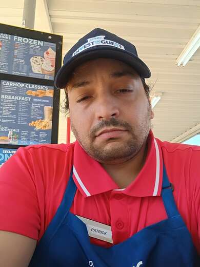 Looking for any lonely women - Alternate Photo